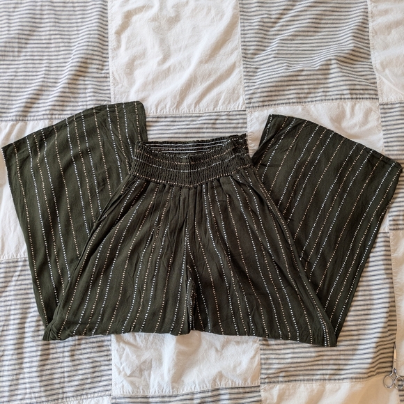 Sozy Pants - Sozy Charlie Wide Leg Pants in Olive with Stripes